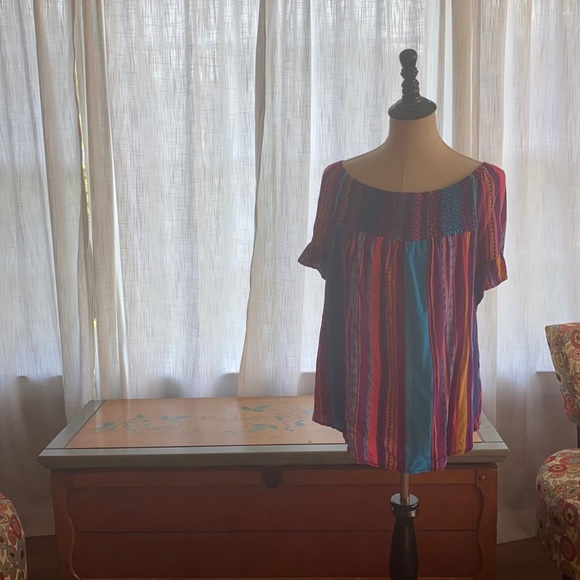 Eyeshadow Tops - Multicolor Top